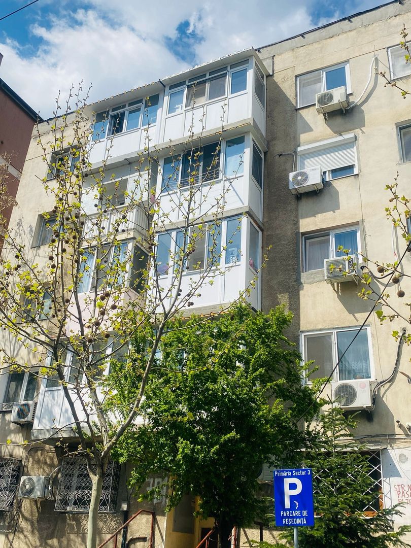 Vitan apartament 2 camere - Poză 3