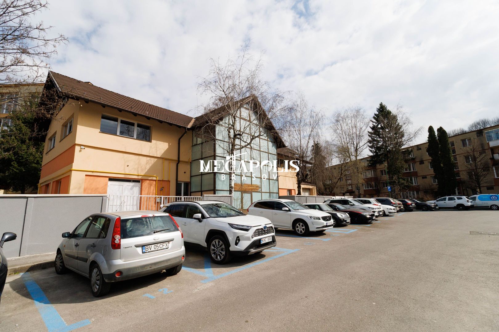 Chirie clădire centrul civic | Brașov | 500mp | 5000€ - Poză 2