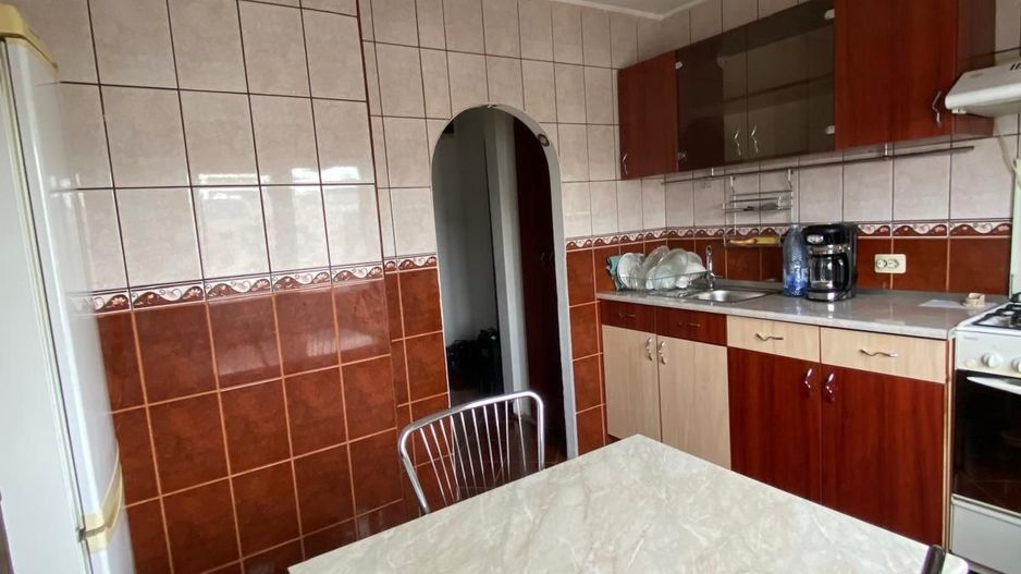 GARSONIERA BRANCOVEANU, BUCATARIE INCHISA, MOBILATA , METROU 7 MIN - Poză 7