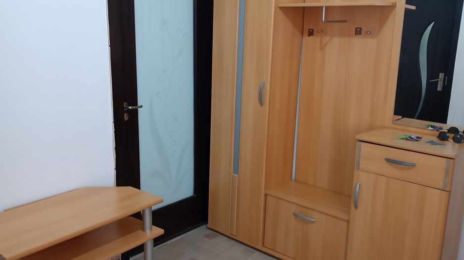 De vanzare Apartament 2 camere Preciziei - Poză 2