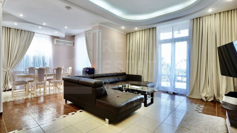 Chirie, casă, 4 camere, strada Costiujeni, Codru - Poză 1