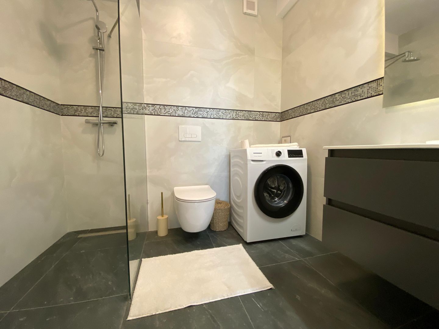 Apartament 2 camere Pipera Loc de parcare inclus in pret - Poză 8