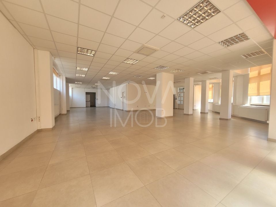 Spatiu comercial de inchiriat 875mp - Piata Cluj - Poză 3
