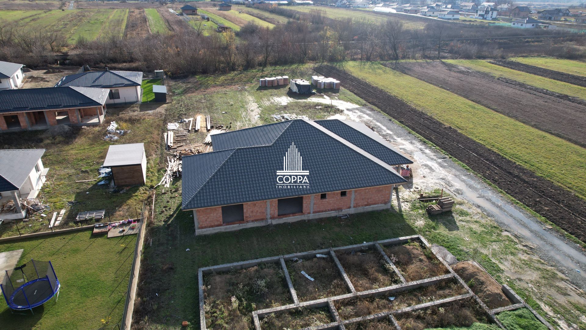 Casa la roșu 242 Mp Utili / Sat Săsar - Poză 9