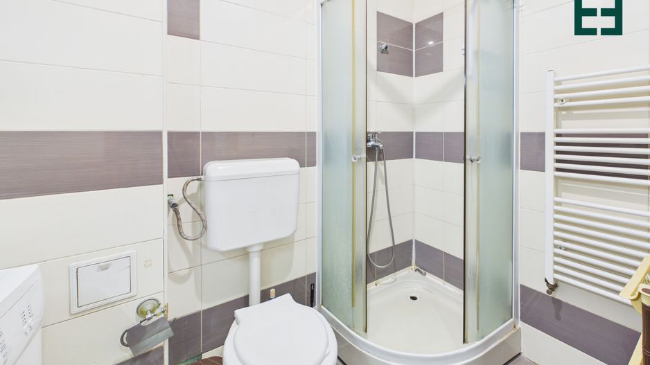 De închiriat - Apartament cu 2 camere -  Zona Confecții - Arad - Poză 11