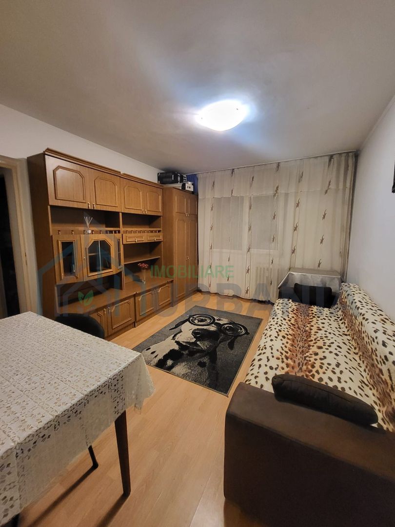 Apartament 2 camere semidecomandate, Podu Roș, Iași - Poză 1