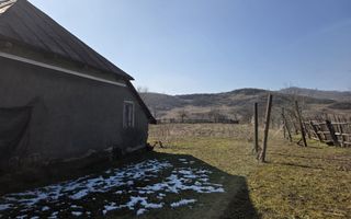 Casă bătrânească de vânzare – sat Prajoaia - Poză 11