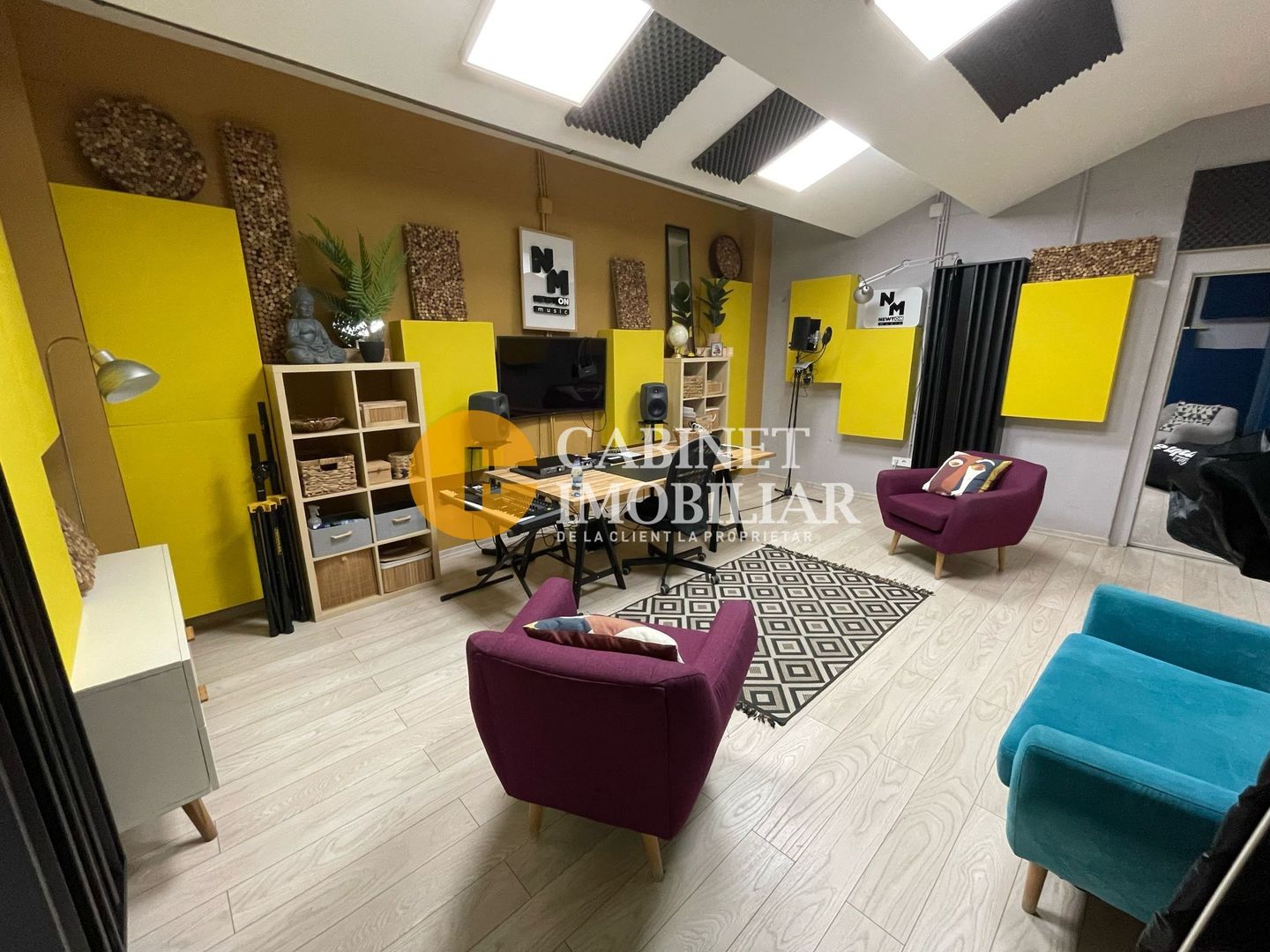 SPATIU COMERCIAL - 3 CAMERE - COMPLEX NEWTON - DE INCHIRIAT - Poză 1