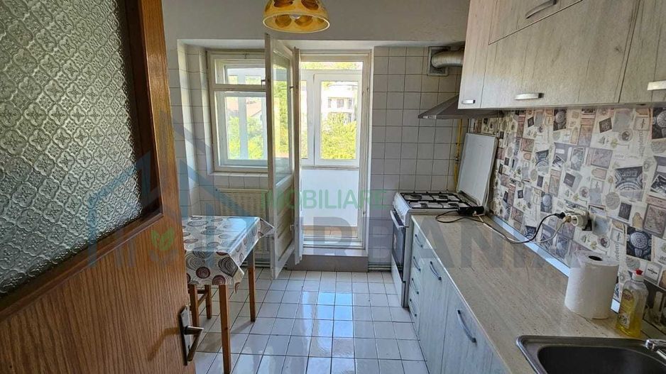 Apartament 4 camere de inchiriat, zona Arcu - Rapa Galbena, Iasi - Poză 8
