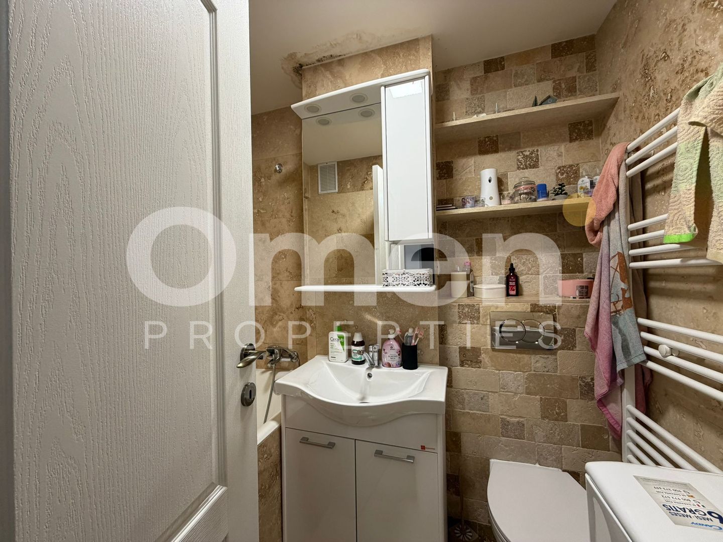 Garsoniera spatioasa, etaj intermediar, zona Garii - Poză 5