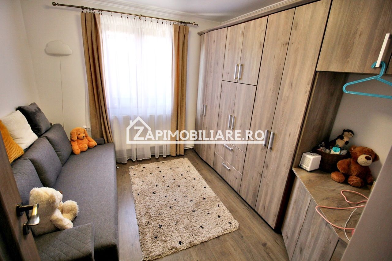 Casa 6 camere, 150mp.utili,527mp teren, zona semicentral - Poză 7