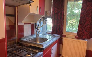 Garsonieră de 40 mp transformată în 2 camere – de închiriat - Poză 4