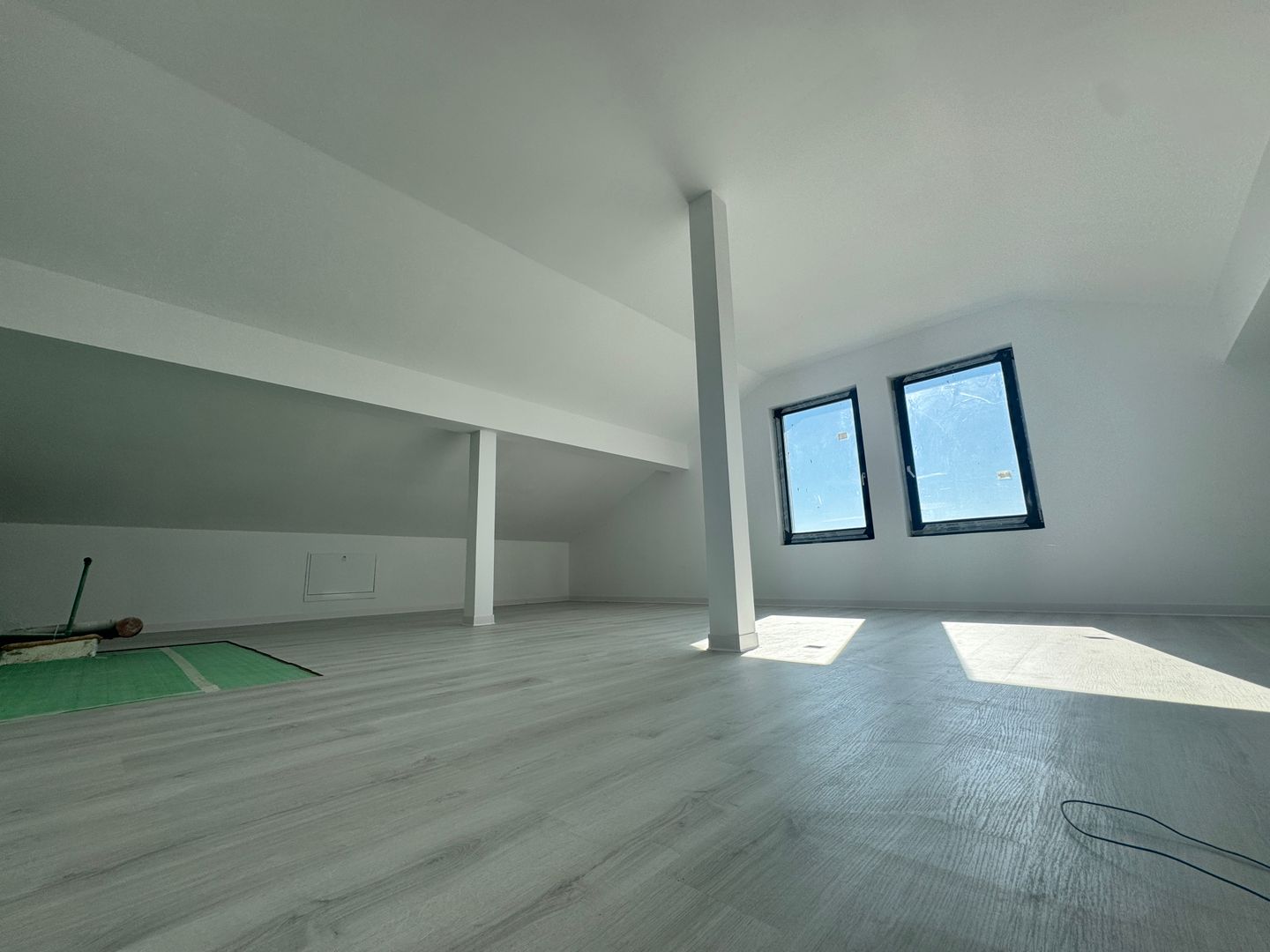 Vila 5 camere Otopeni Central-bucatarie si finisaje incluse - Poză 21