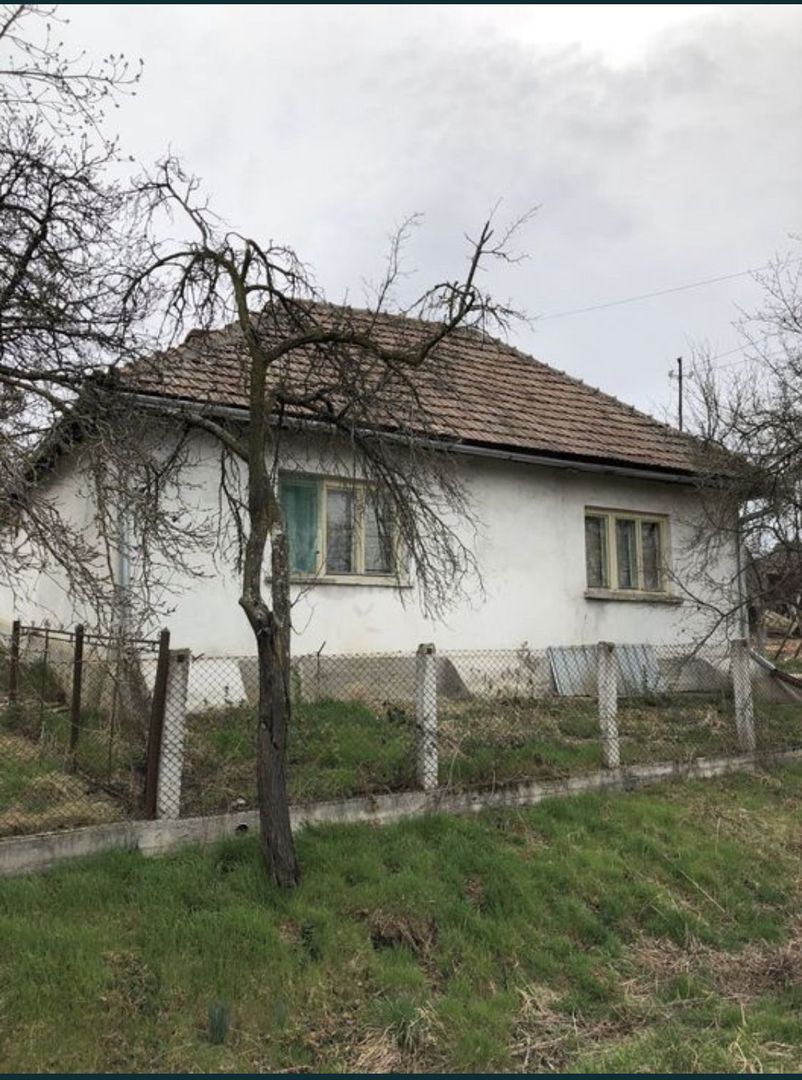 Casa cu teren 27 arii Pir - Poză 1