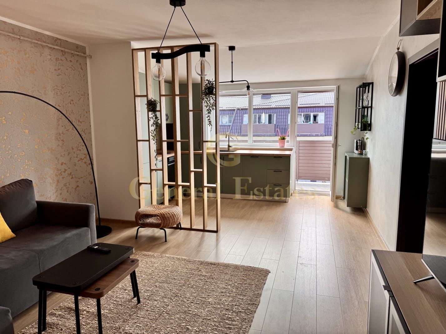 Vând studio 2 camere 49 mp - Poză 2