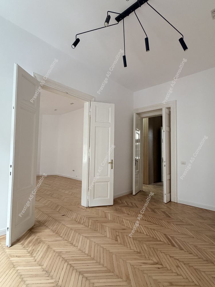 Spatiu Birou | 3 Camere | Zona Centrala | Cladire Istorica - Poză 3