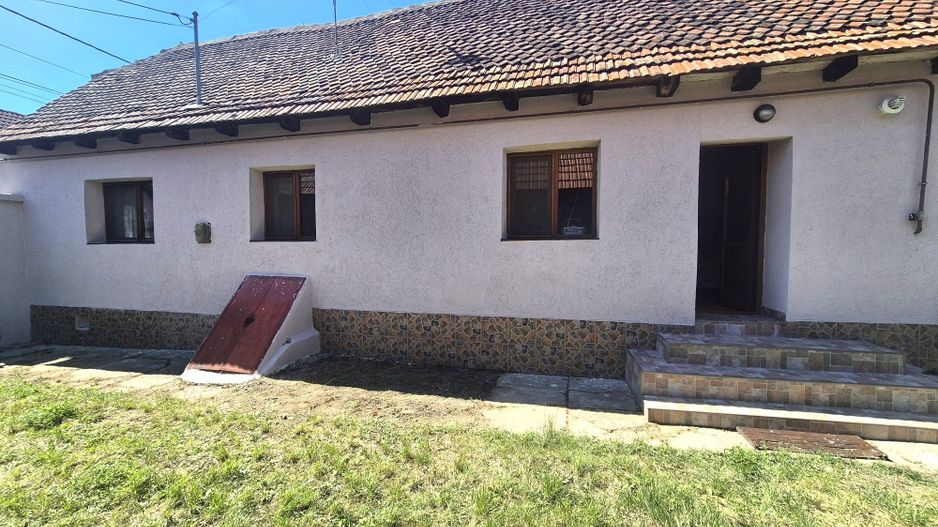 Casă cu grădină în Dumbrăvița – la doar 25 km de Brașov - Poză 16