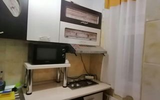 Garsoniera, zona centrala, renovata si mobilata, Campina, Prahova - Poză 2