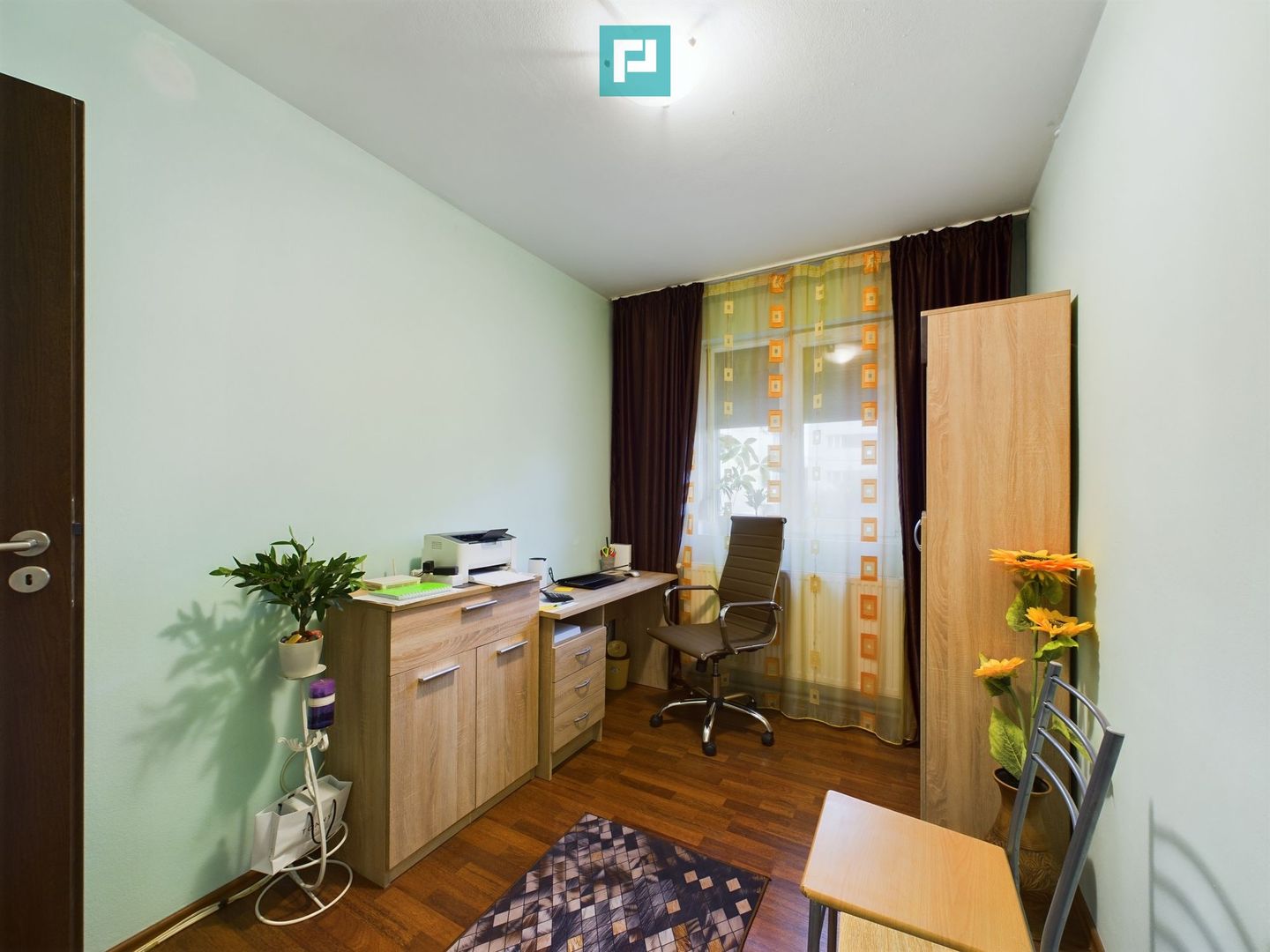 Apartament cu 4 camere în zona Şagului - Poză 8