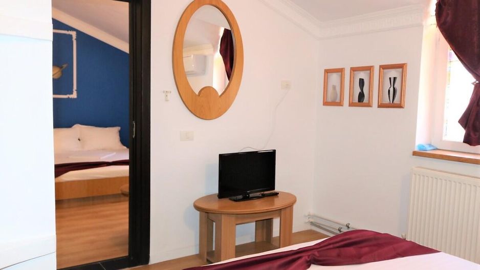 Mamaia Nord - Langa Mare, pensiune la cheie, 11 camere, 9 bai! - Poză 78