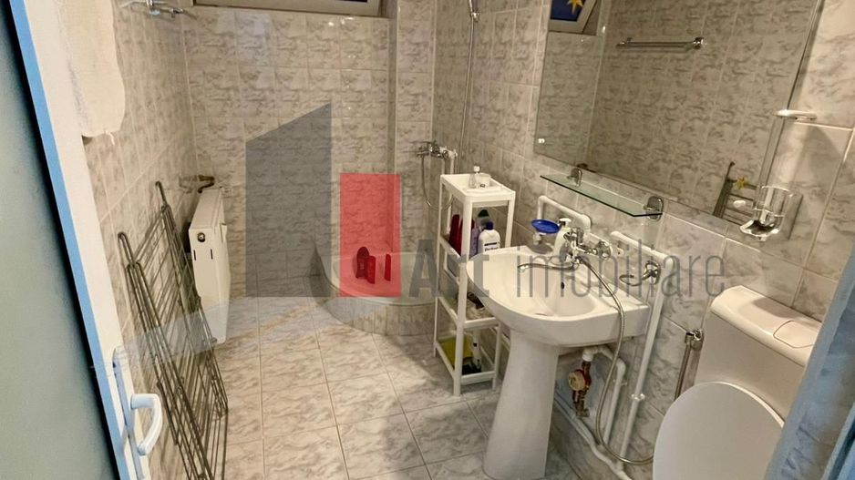 Garsoniera Pajura Spatioasa - Poză 7