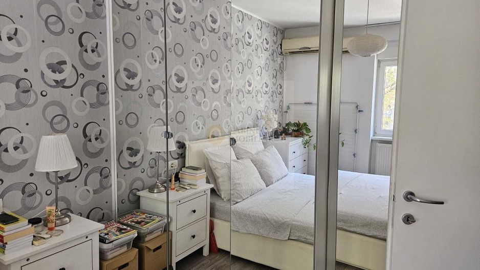 2 camere | Piata Romana |  Etaj 1/8 - Poză 3