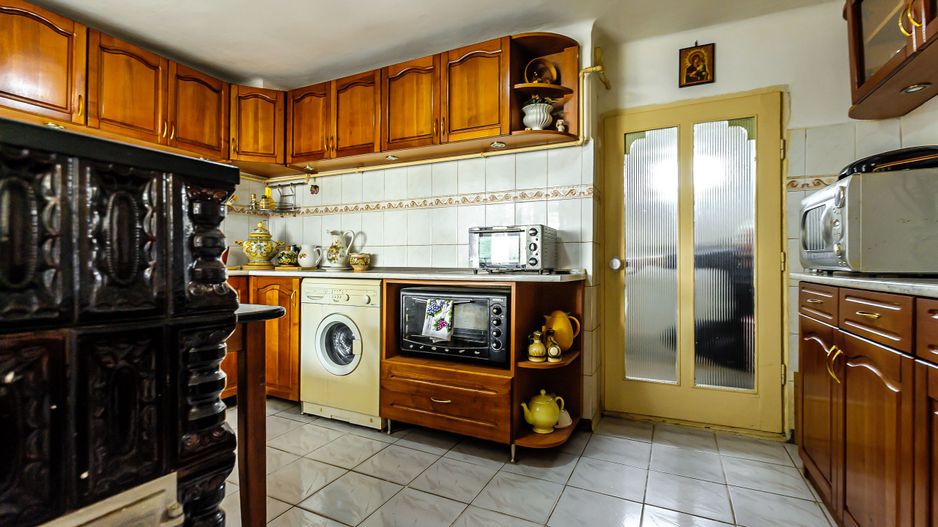 Casă cu teren de 1440 mp în Aradul Nou. Str Molidului. - Poză 10