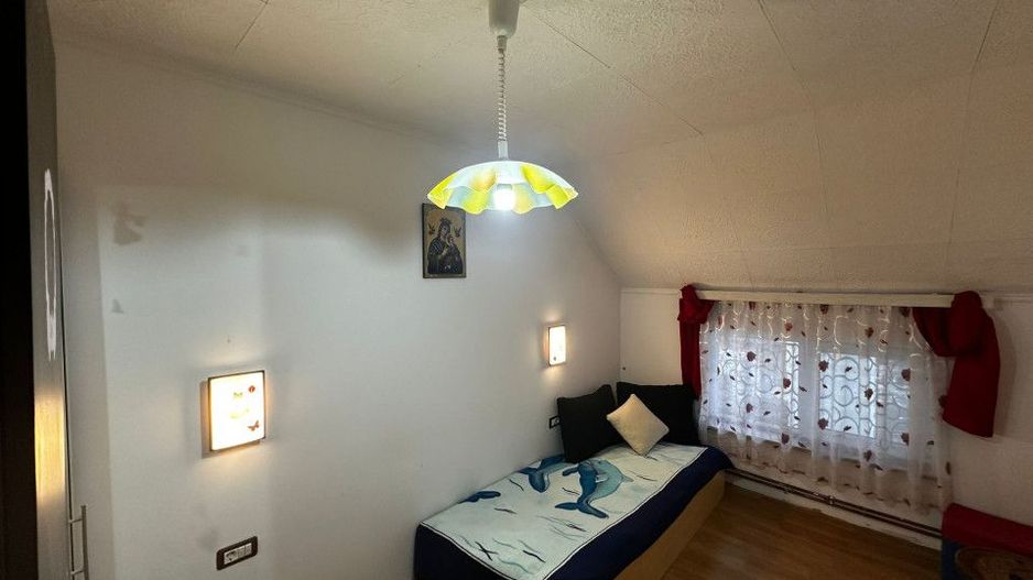 Casa cu teren de 1500 mp, in pitorescul sat Alunis - potrivita pentru duplex - Poză 6