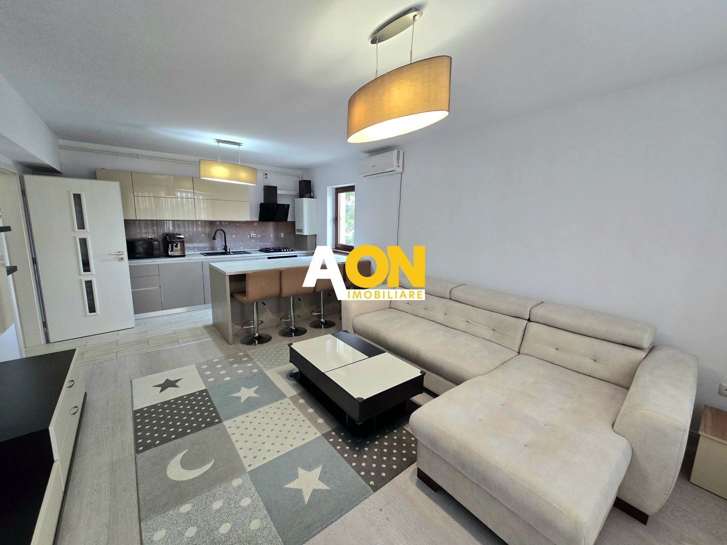 Apartament cu 3 Camere, Bloc Nou, Etaj 1, Zonă Ultracentrală - Poză 2