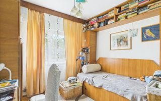 Apartament cu 3 camere, decomandat în Dâmbovița - Poză 5