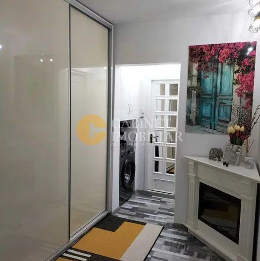 Nicolina- Apartament 2 Camere Decomandat Etaj 3 -Bloc 1984 - Poză 1