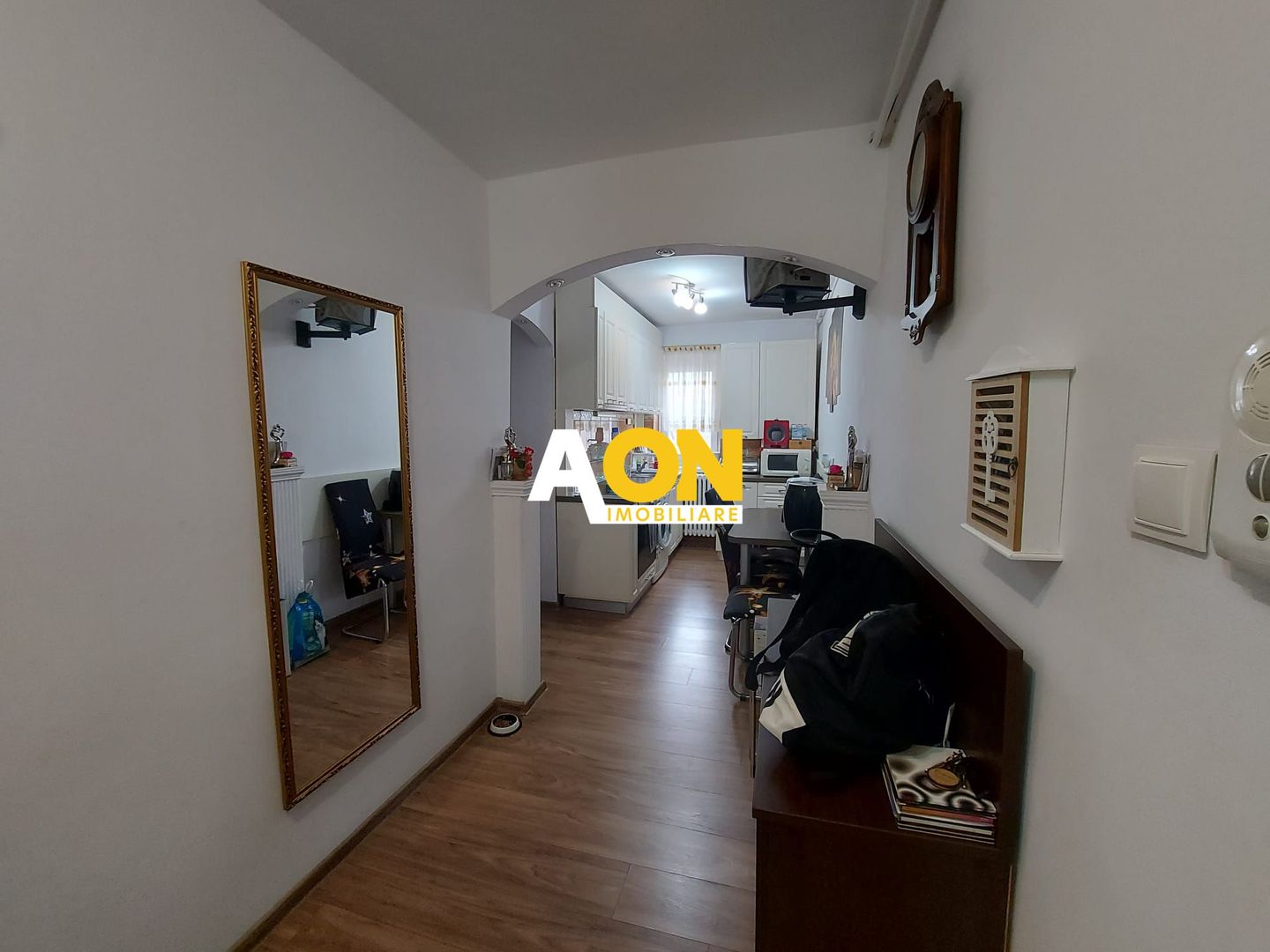 Apartament 2 camere, mobilat utilat, etaj intermediar, Cetate - Poză 9