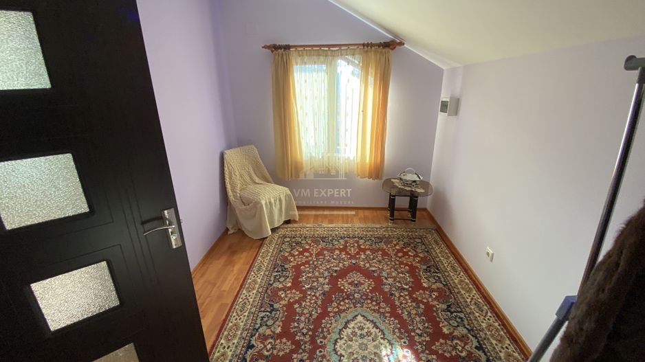 VILA P+1, 4 CAMERE, 108 MP + CASA BATRANEASCA, TEREN 1035 MP - Poză 7