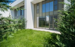 Vila cu 3 camere in Amber Forest