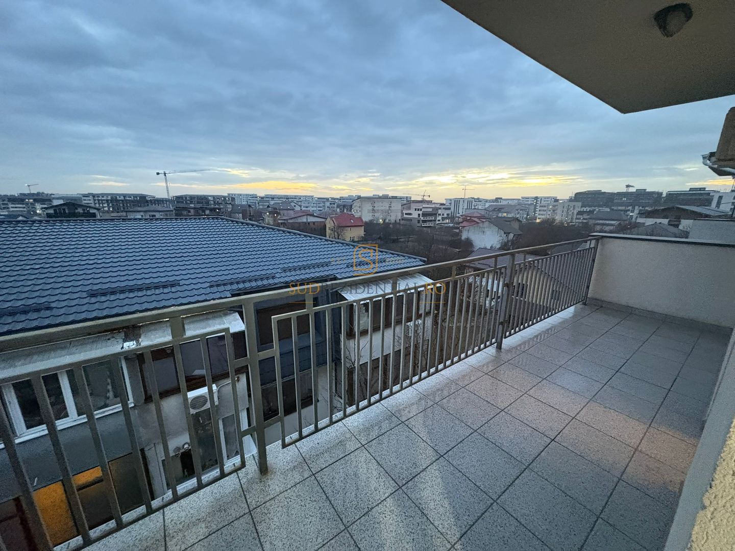 Închiriere 2 camere, zona Postalionului, mobilat si utilat modern - Poză 12