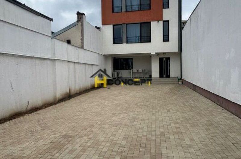 Inchiriere Vila 200 mp parcare proprie - Poză 1