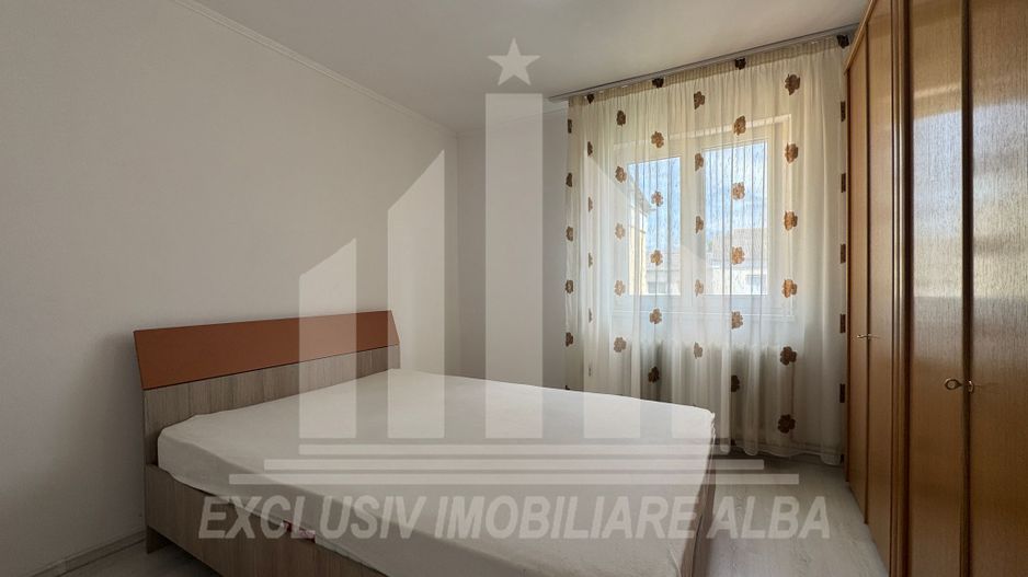Apartament cu 2 camere de inchiriat, Cetate - Poză 4