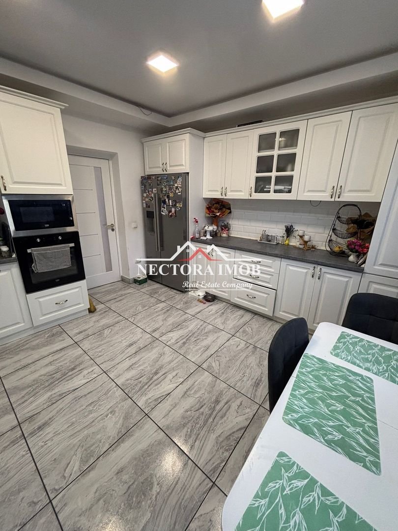 NECTORA IMOB-Casa cu 2 corpuri separate,Zona Calea Aradului-Iosia,415m - Poză 16