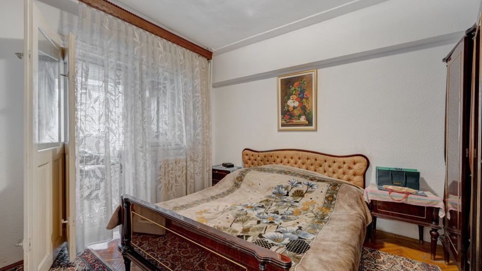 Oportunitate! Apartament 4 Camere 1 Minut Metrou Universitate - Poză 16