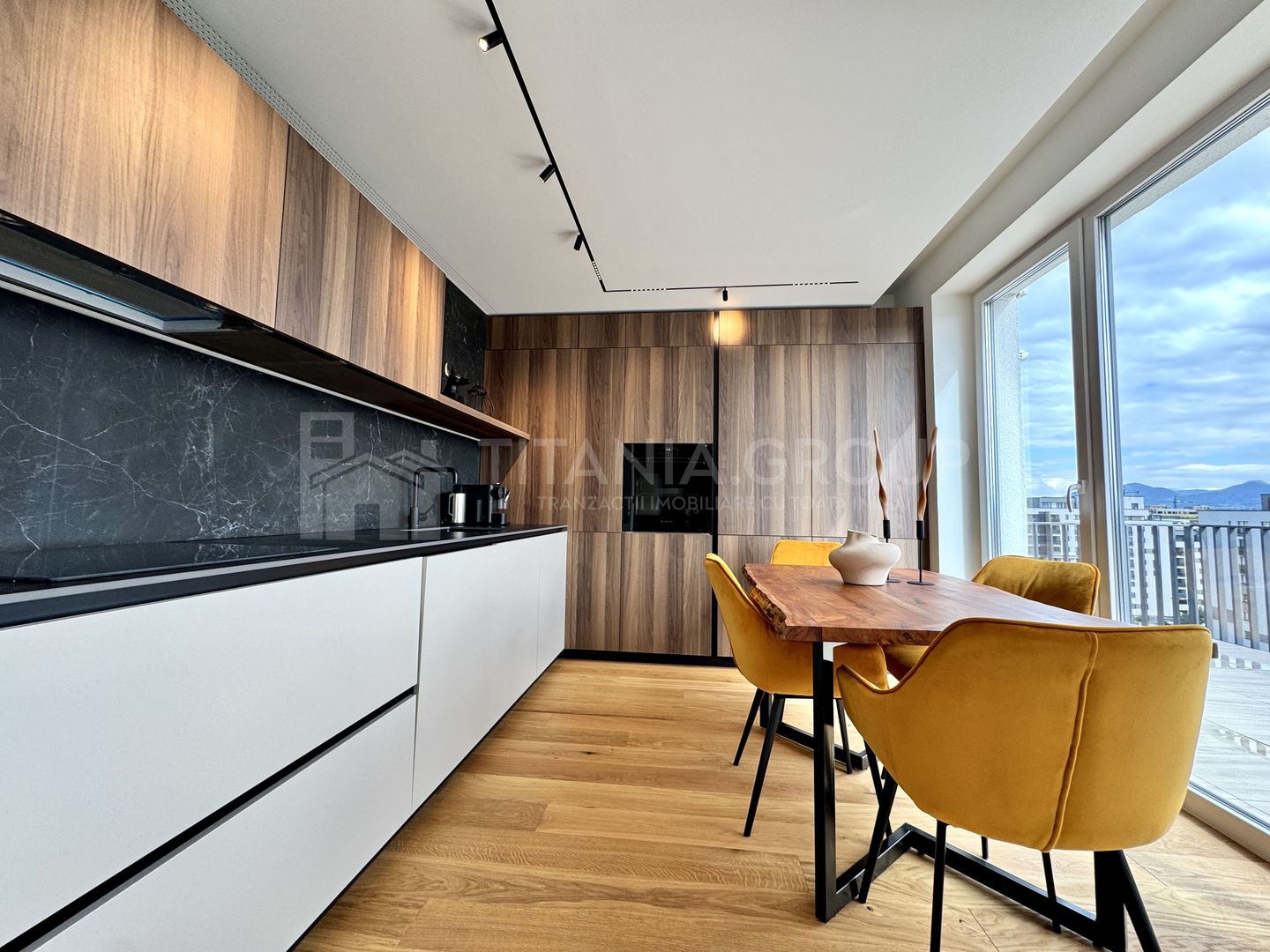 Penthouse de lux, prima închiriere, priveliște spre Tampa - Kasper Coresi - Poză 12