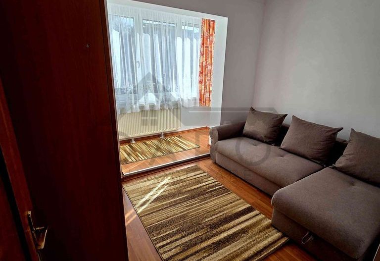 Vând apartament 3 camere - Poză 4