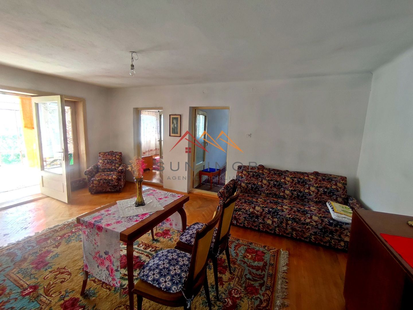 CASĂ DE VÂNZARE | 9 CAMERE | TEREN 1.000 MP | BĂICOI – ZONĂ CENTRALĂ - Poză 11