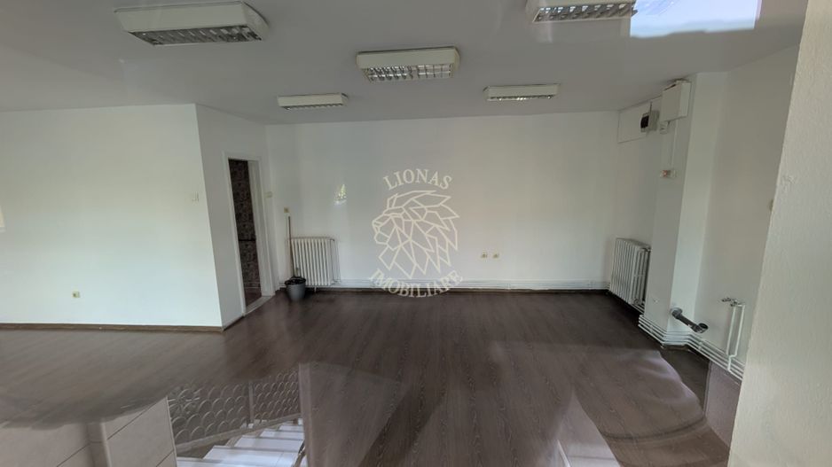 Spatiu comercial 32 mp-ideal salon, birou, magazin-Zona Decebal - Poză 2