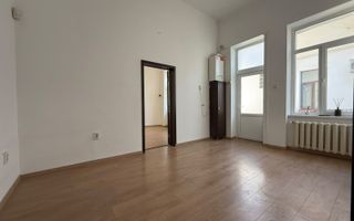 40 MP | PIATA MIHAI VITEAZU | LOCUINTA / SPATIU BIROU - Poză 2