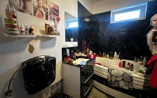 Apartament la etaj intermediar | Loc de parcare | Zona Str Catanelor - Poză 8