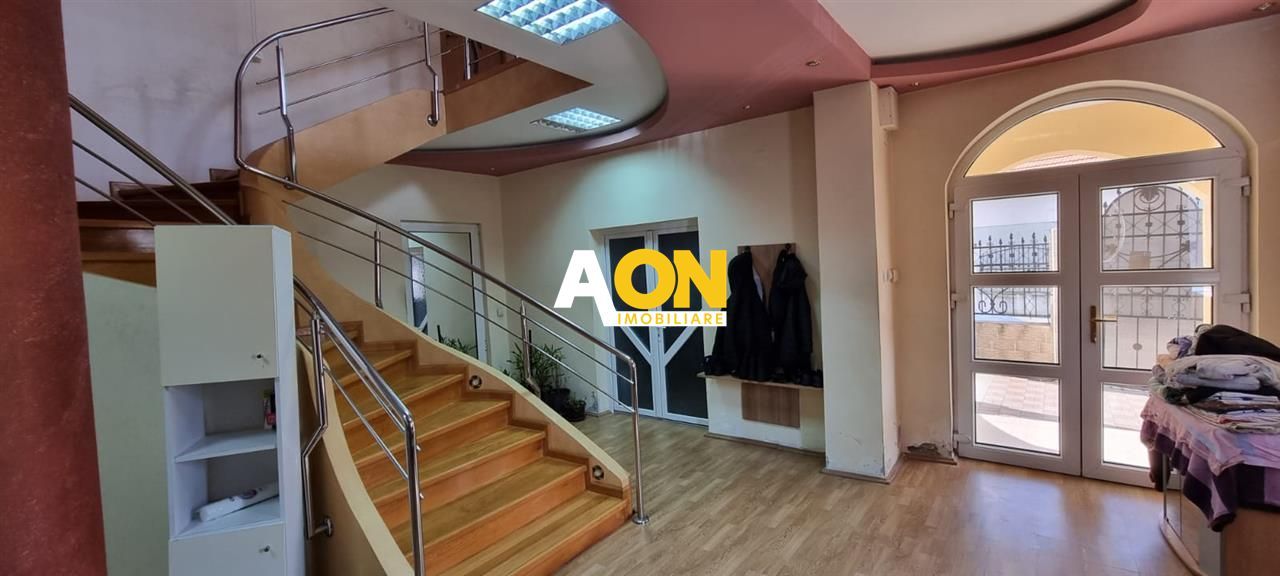 Casa individuala 7 camere Centru - Poză 6