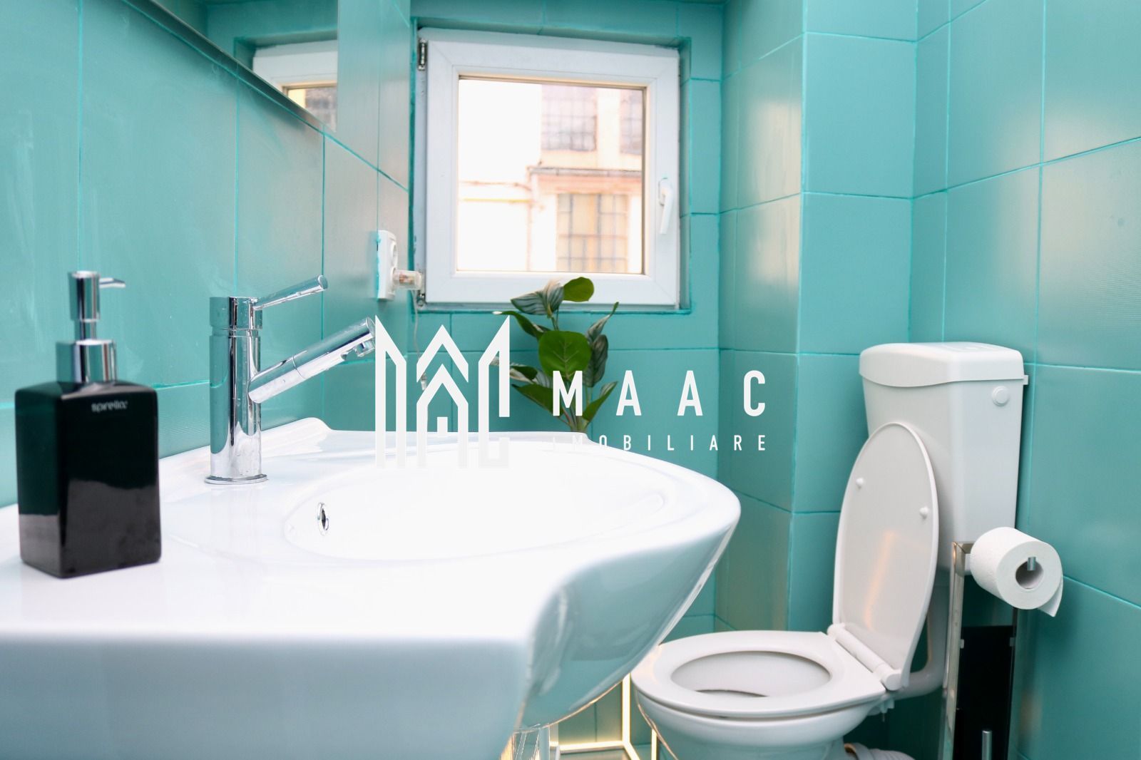 Apartament 4 camere de închiriat | Cisnădie, Central | Curte - Poză 9