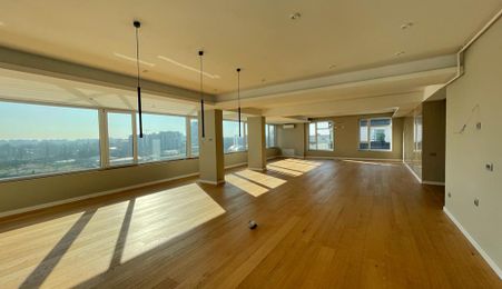 Penthouse în Lacul Tei cu vedere panoramica spre lac