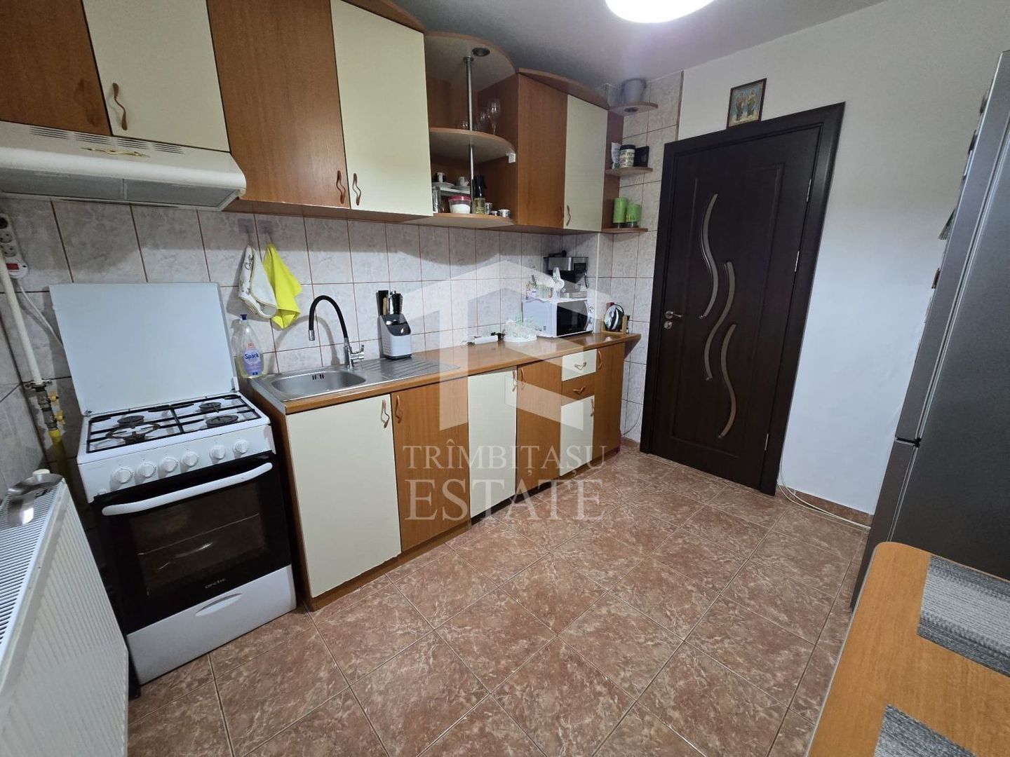 INEL I - Apartament cu centrala pe gaz, loc de parcare si pod de 60 mp - Poză 23