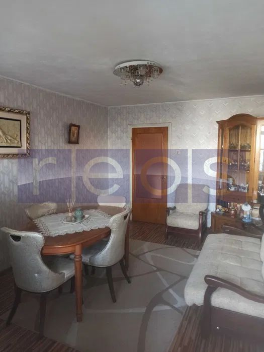 DE VANZARE 3 CAMERE  - 5 MINUTE METROU DRUMUL TABEREI - Poză 3